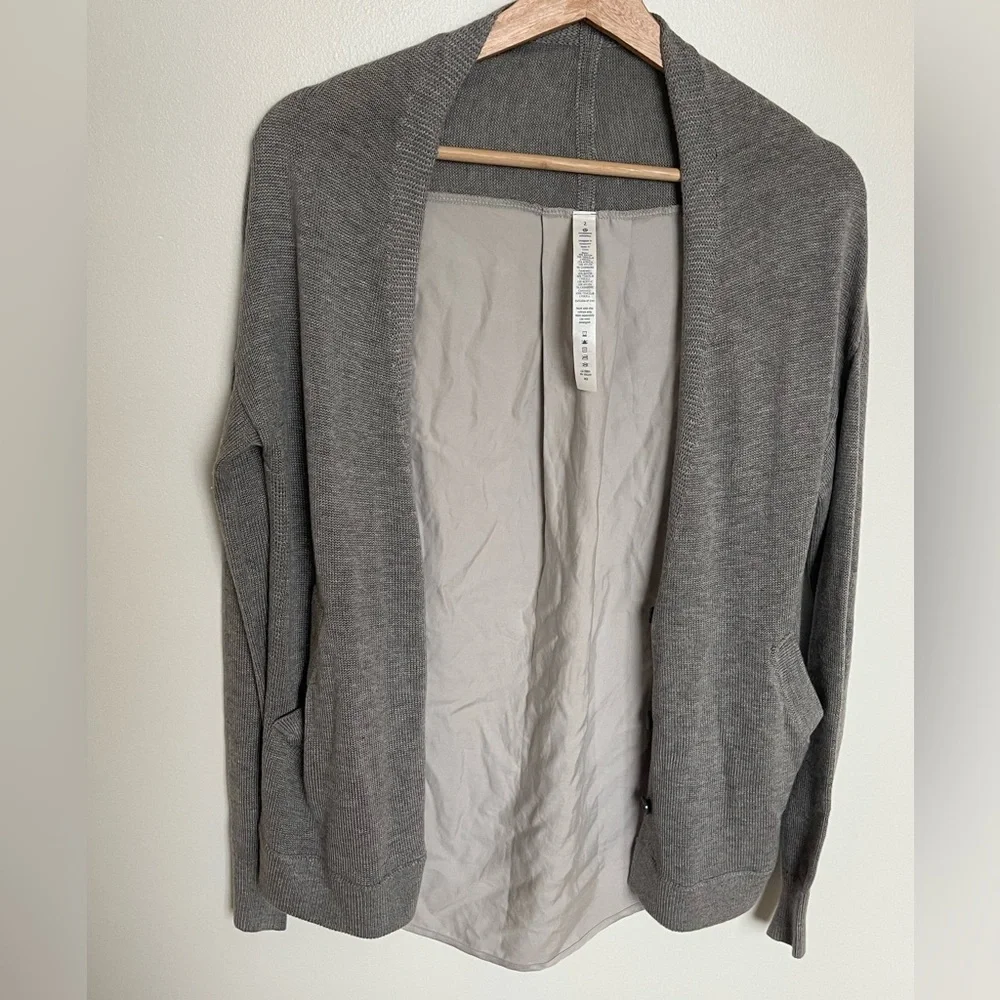 Lululemon NWOT Cardi In The Front Heathered Medium Grey / Silver Spoon - Picture 7 of 12